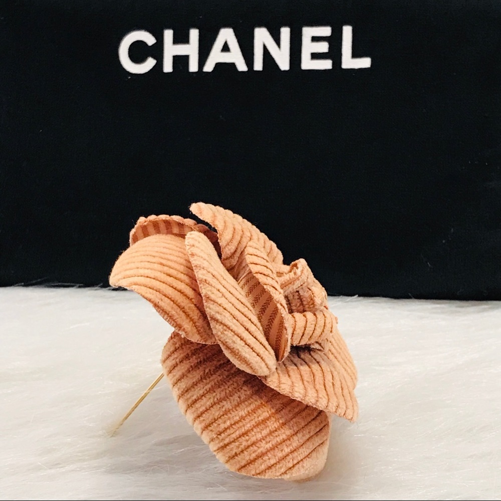 CHANEL Fabric Brown Camellia Brooch Pin - Picture 3 of 7